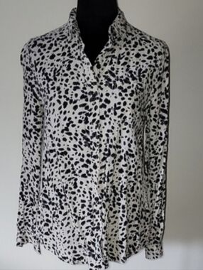 BeachLunchLounge Animal Print Blouse Women’s Small Button Front Boho Lightweight
